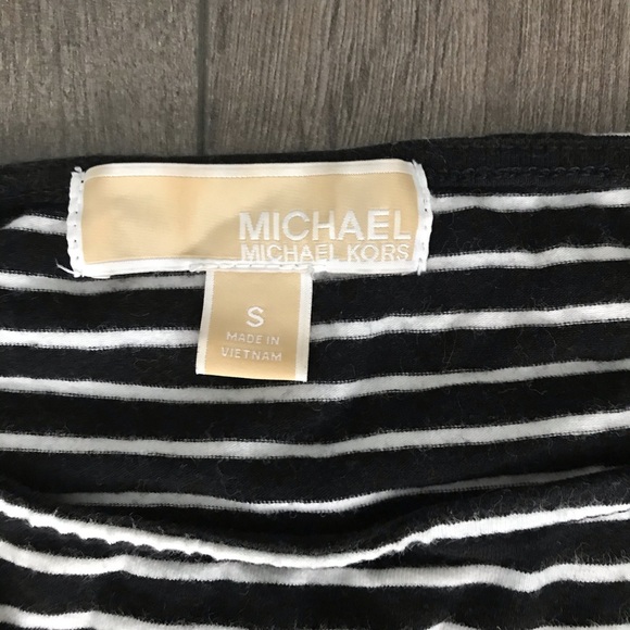 Michael Kors 3/4 sleeves top - Picture 4 of 5